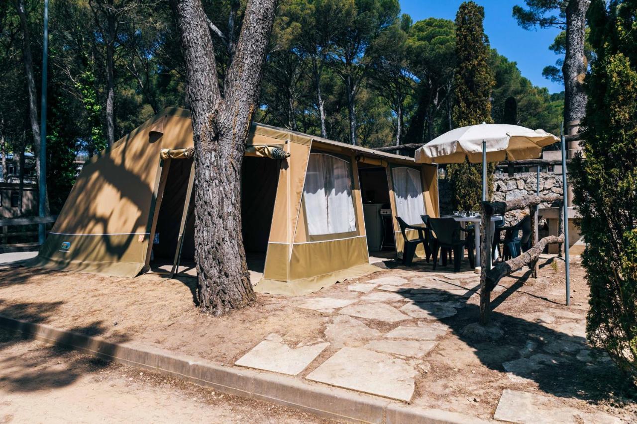 Camping Castell Montgri **** L'Estartit Exteriér fotografie